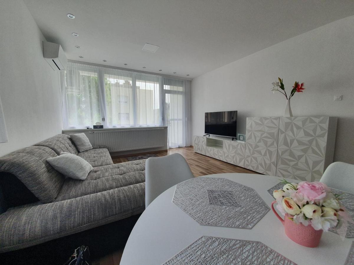 Mátrix apartman Bekescsaba Exterior foto
